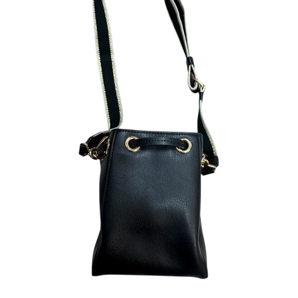 Marc Jacobs Black Leather Mini Bucket Bag Crossbody Gold Hardware – EUC - Picture 3 of 6